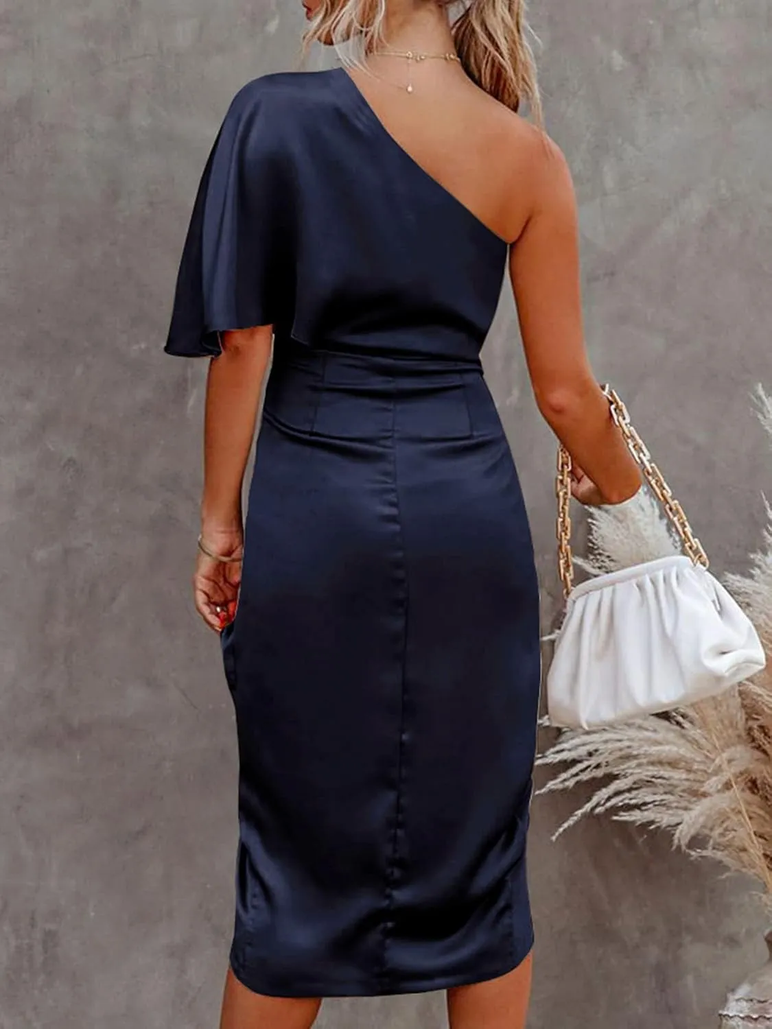 CUPSHE Women's Satin Dress Backless One Shoulder Short Sleeves Midi High Low Hem Cocktail Party Dress