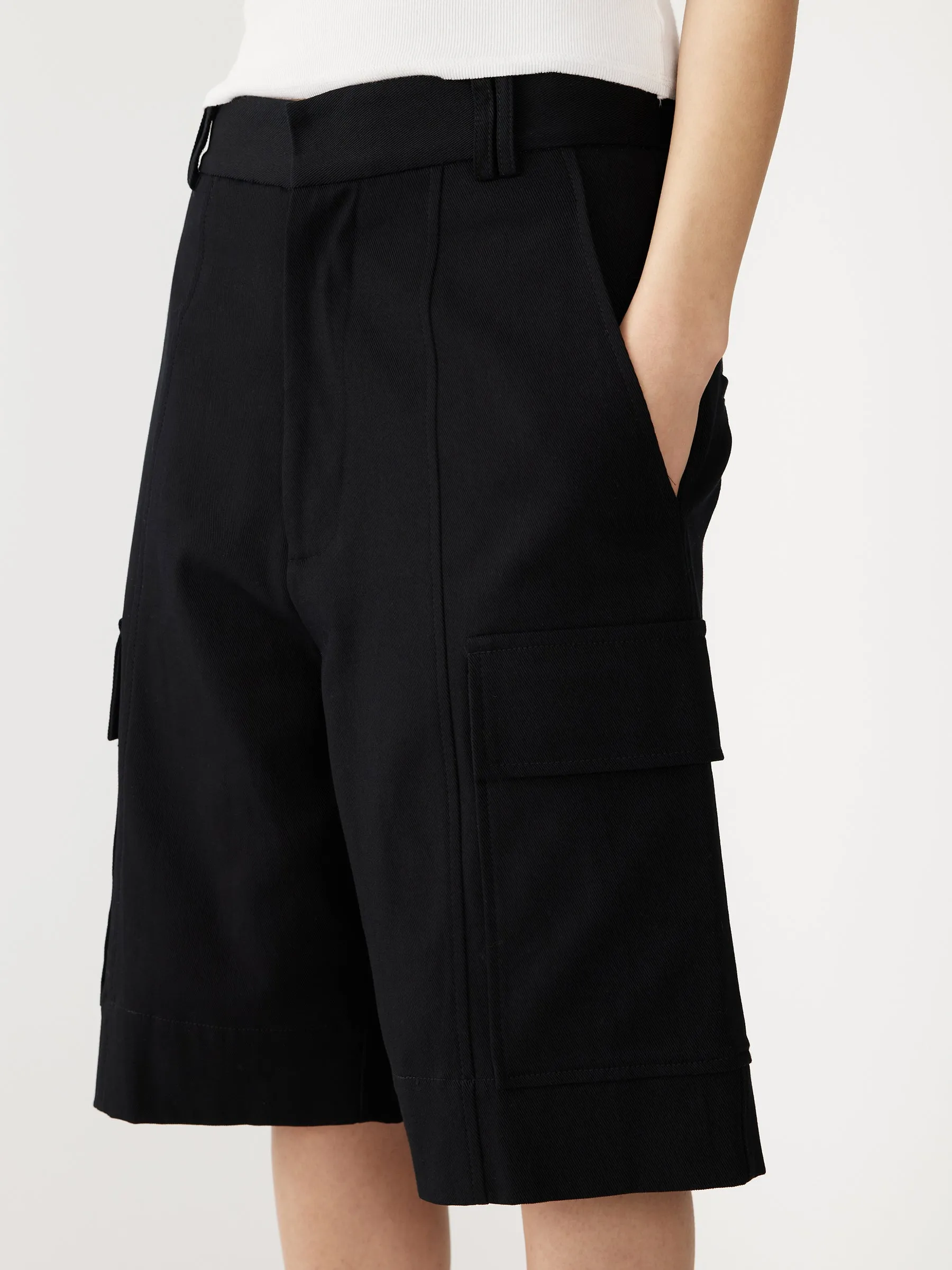 pocket detail short
